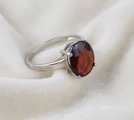 Original Hessonite  /Gomed Stone 3 Carat Premium